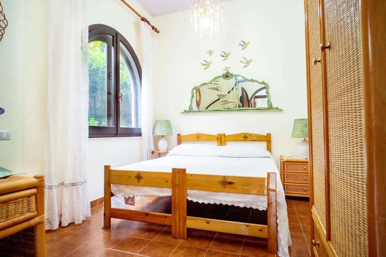 Affittacamere Sa Bratza Vacanze Domus De Maria 0*,  Italy