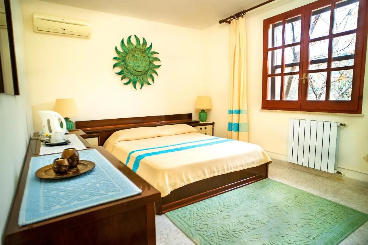 Affittacamere Sa Bratza Vacanze Domus De Maria 0*,  Italy