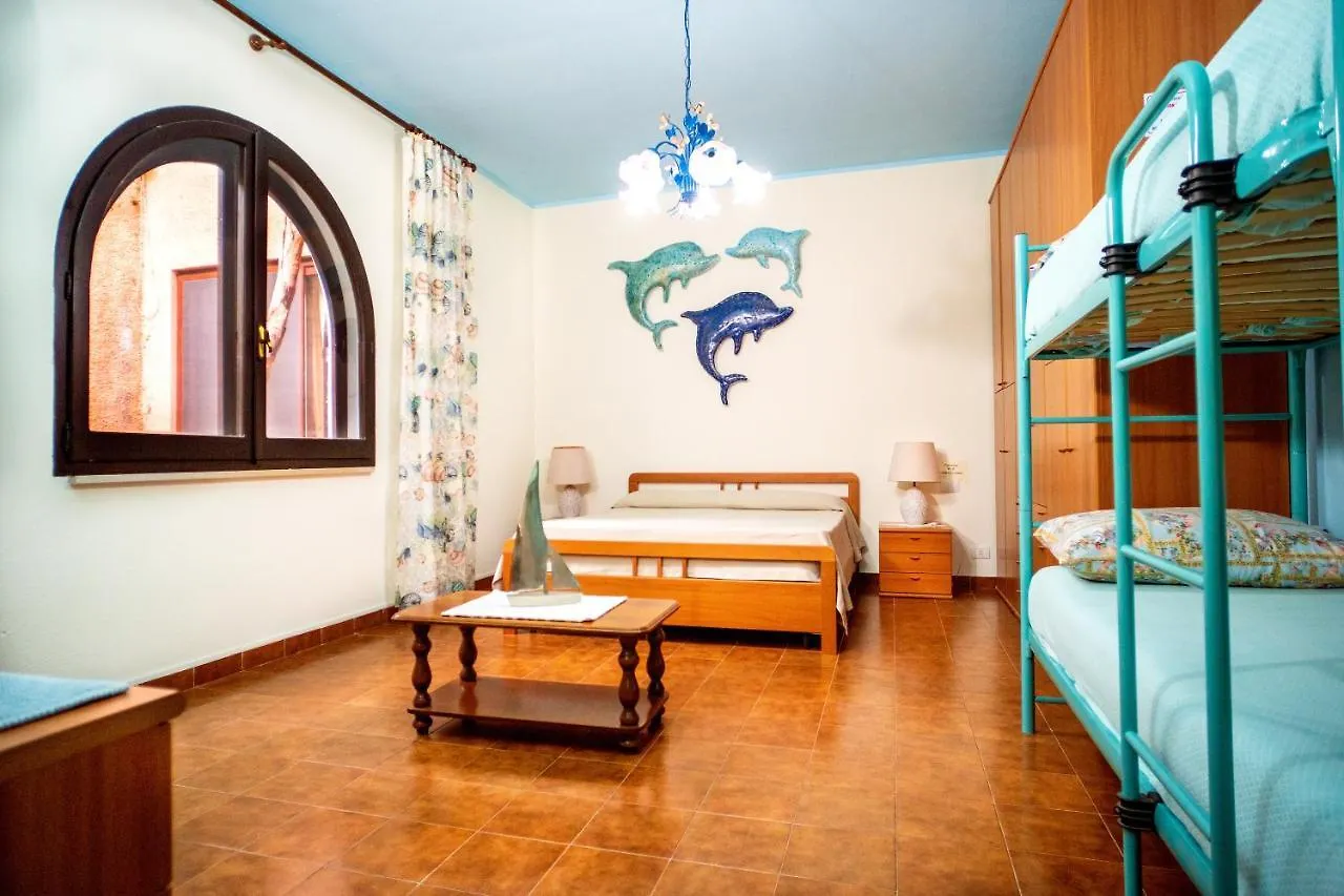 Guest house Affittacamere Sa Bratza Vacanze Domus De Maria Italy